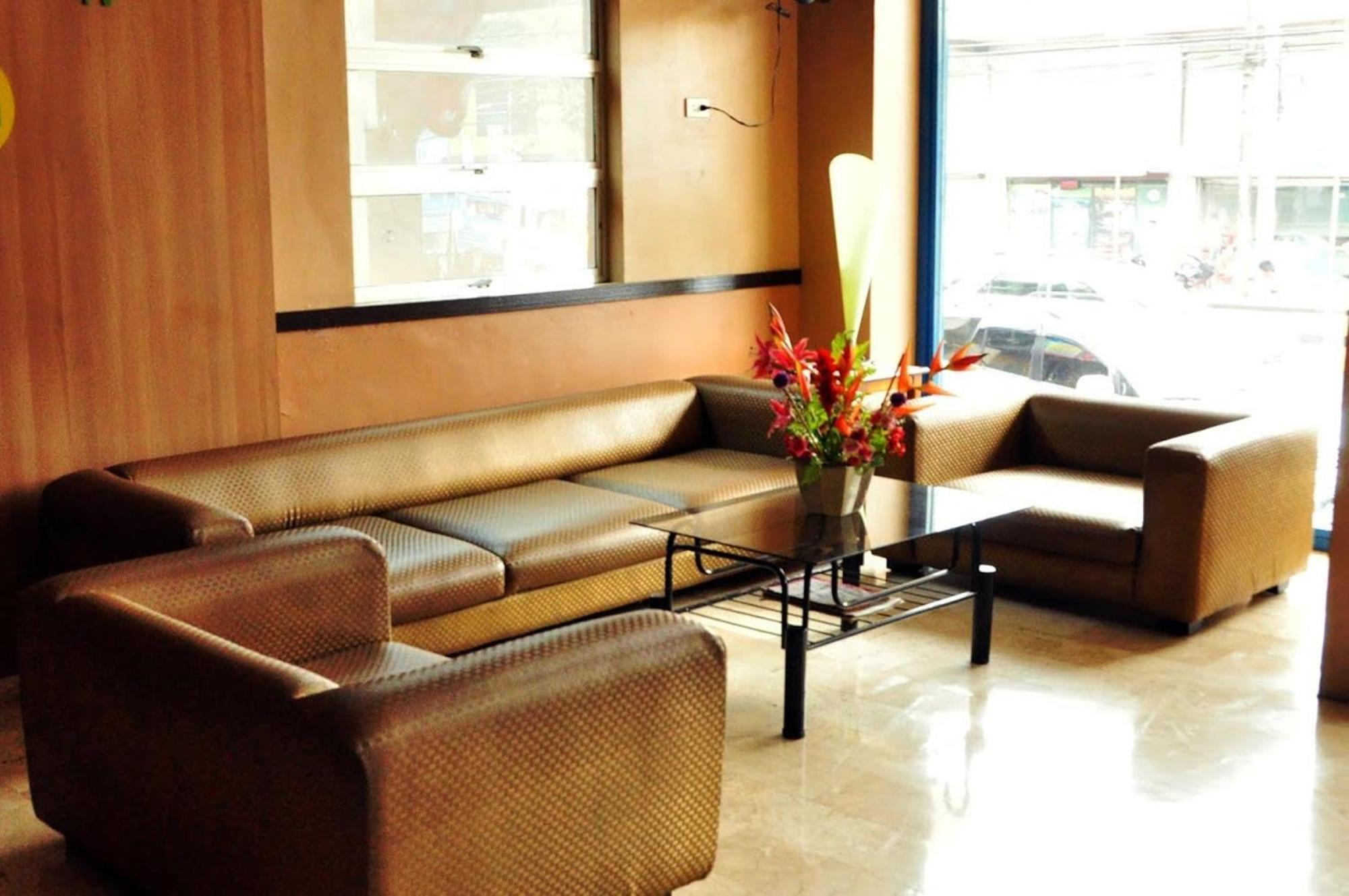 Gv Hotel - Talisay City Εξωτερικό φωτογραφία